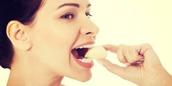 6 Habits That Help Your Body Burn Fat 24 7 Eat garlic