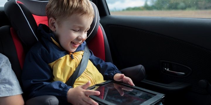 5 Tips for an Enjoyable Trip with Kids Bring a touchpad