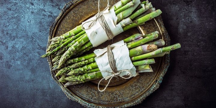 5 Foods for People Who Wish to Live a Long Life Asparagus