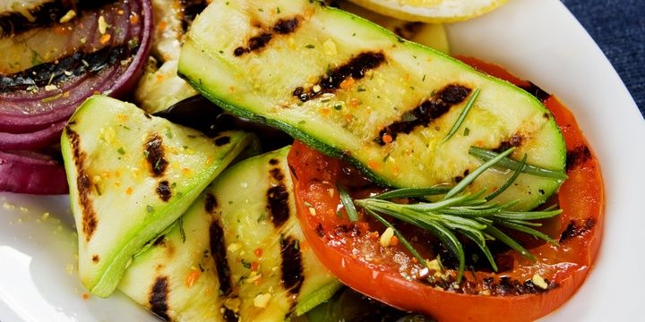 6 Most Common Vegetables That Do not Cause Bloating Zucchini