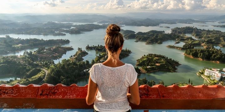 5 Destinations with Free Accommodation for Newcomers Colombia