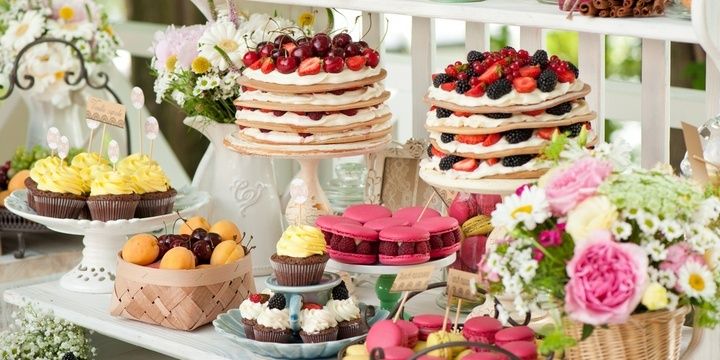 7 Things That Can Keep Your Wedding Guests Satisfied Keep Your Guests Fed