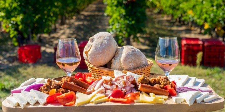 8 European Countries Where Wine Is Cheap Romania